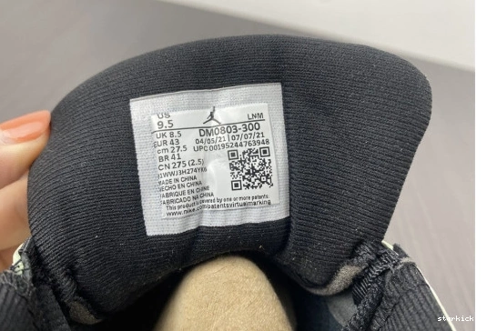 Air  13 Day (2021) Low Jordan Retro Single's DM0803-300 DM0803-300 0101